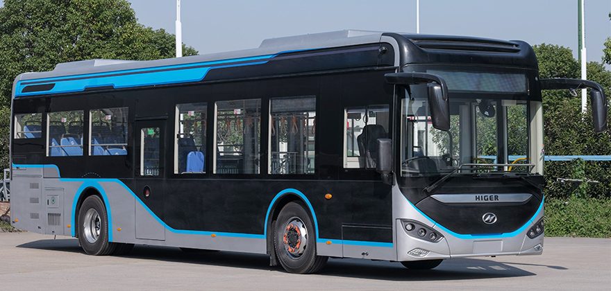 Higer Azure 12 (KLQ6126GEV) electric city bus, front three-quarter view
