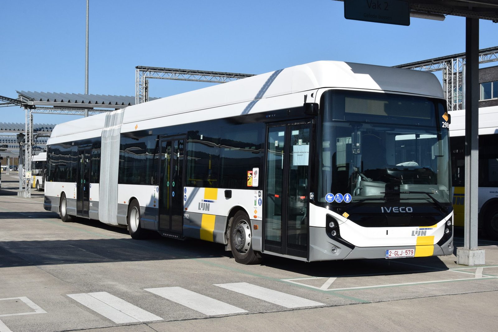 Iveco Bus E-WAY 18 m articulated e-bus in De Lijn livery at the Leuven-Noord depot